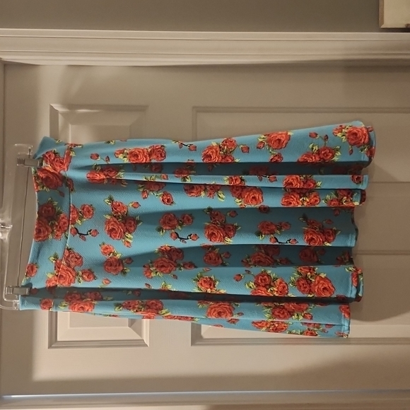 Skirt - Picture 4 of 4